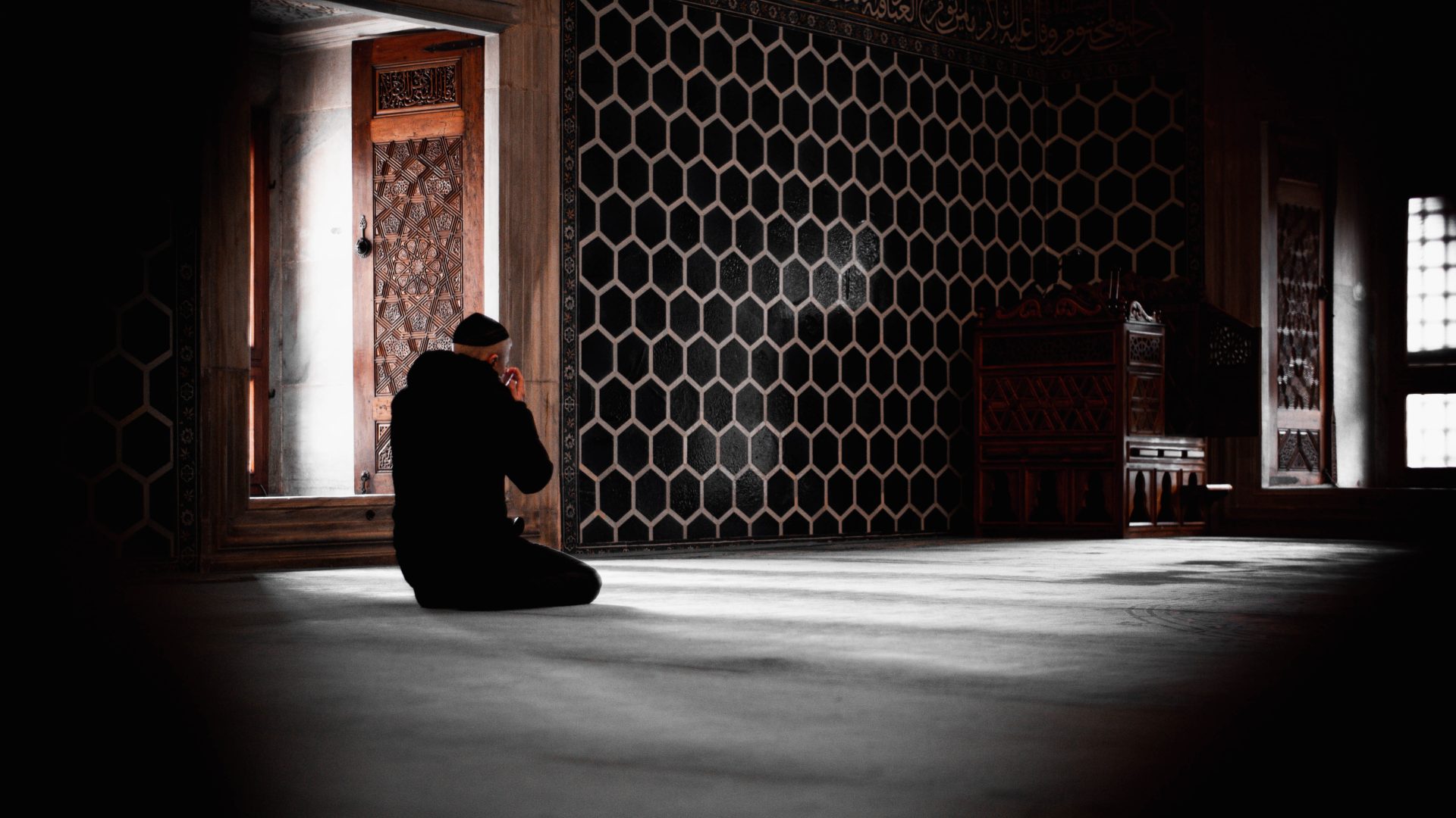 Former Detroit Mega Church becomes Mosque
