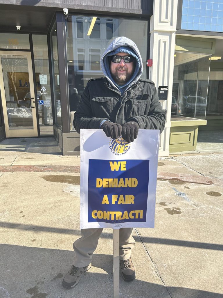 Reefer Madness: Cannabis Workers Demand Lume Negotiate in Good Faith